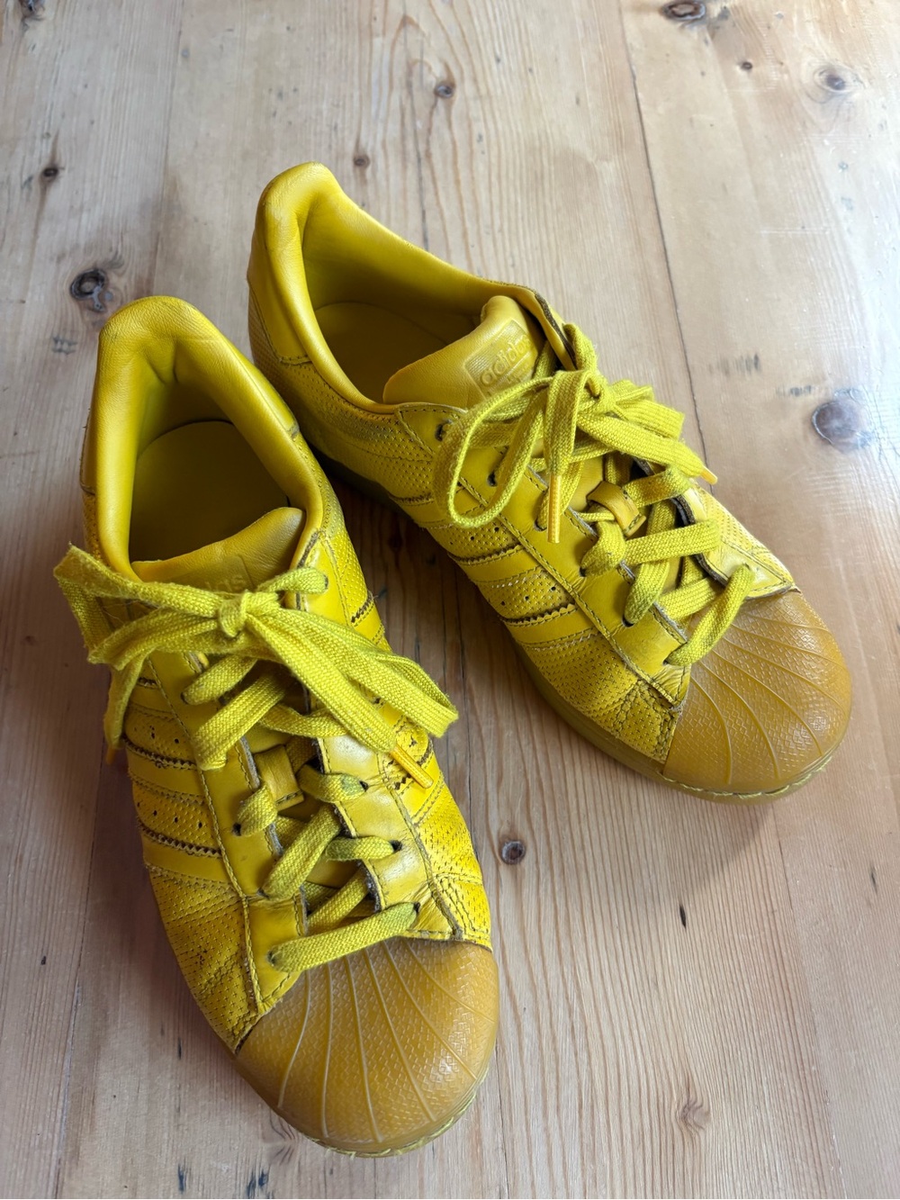 adidas Superstar Adicolor Yellow Leather Sneakers Size 5.5